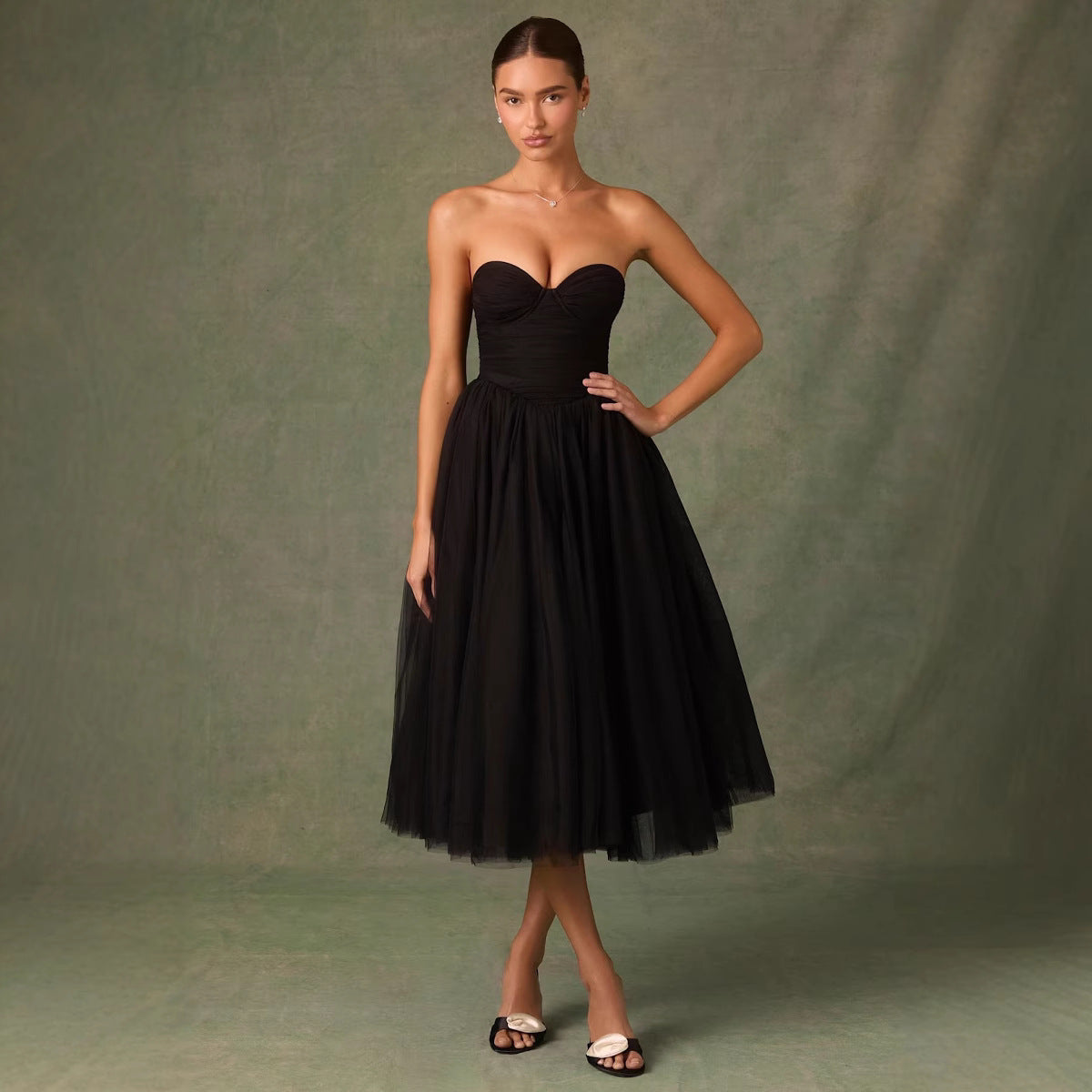 Women’s Strapless Tulle Gown – Sweetheart Neckline – Fitted Bodice – Midi A-Line