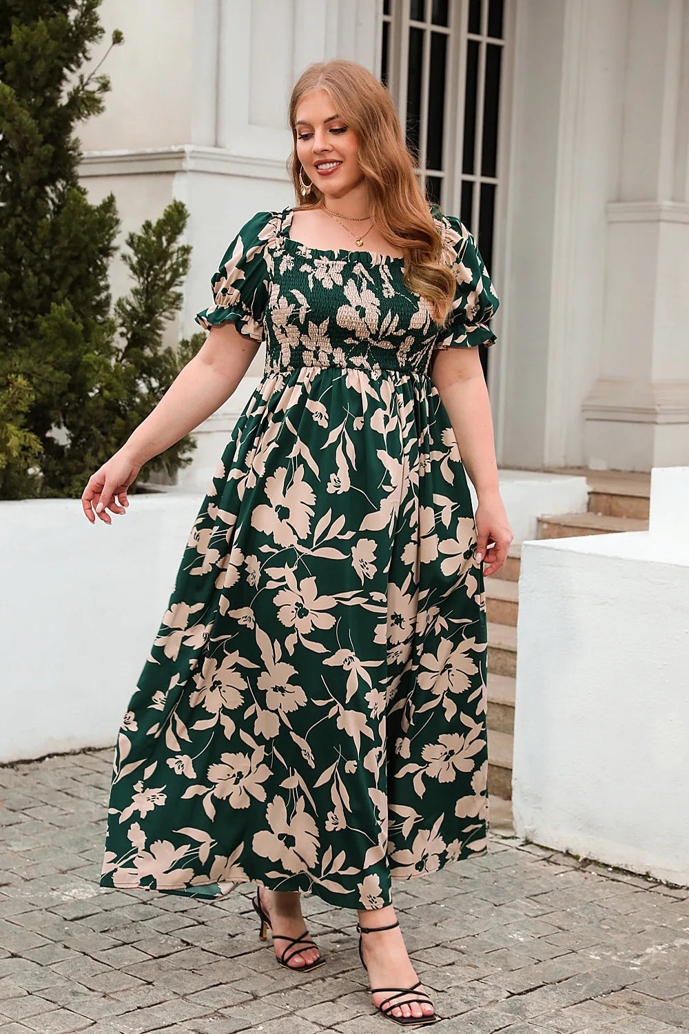 Women's Maxi Dress - Square Neck - Puff Sleeve - Smocked Bodice - Floral Print